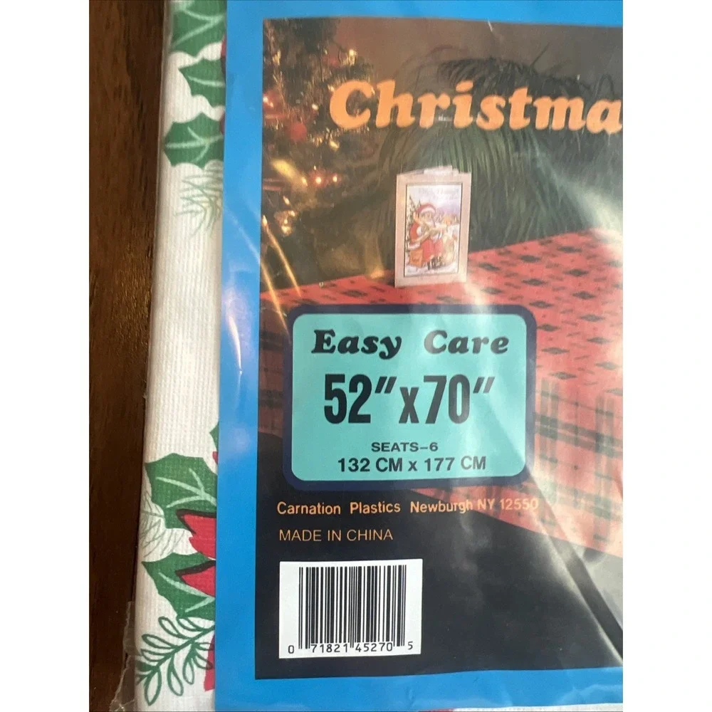 NOS Flannel Back Vinyl Tablecloth 52
